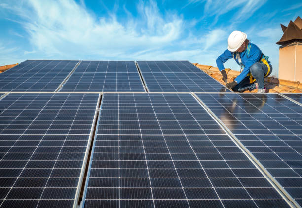 Best Emergency Roof Repair Services  in Lisbon, ND